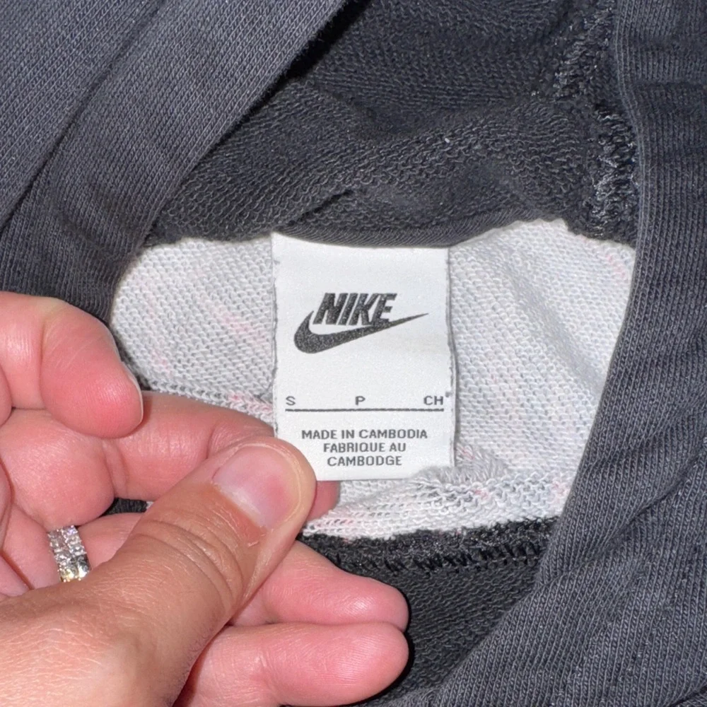 Nike S Kids Black and Red Logo Hoodie